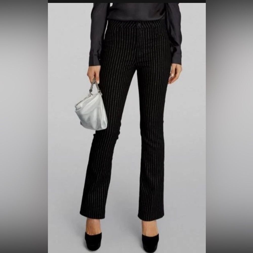L'Agence Women's Black Selma High Rise Baby Bootcut Jeans Size 26